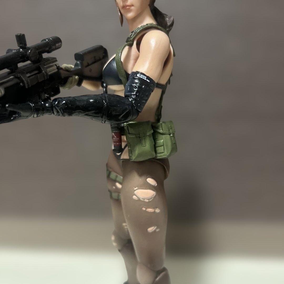 プレイアーツ改 PLAY ARTS改 クワイエット メタルギアソリッド 正規品