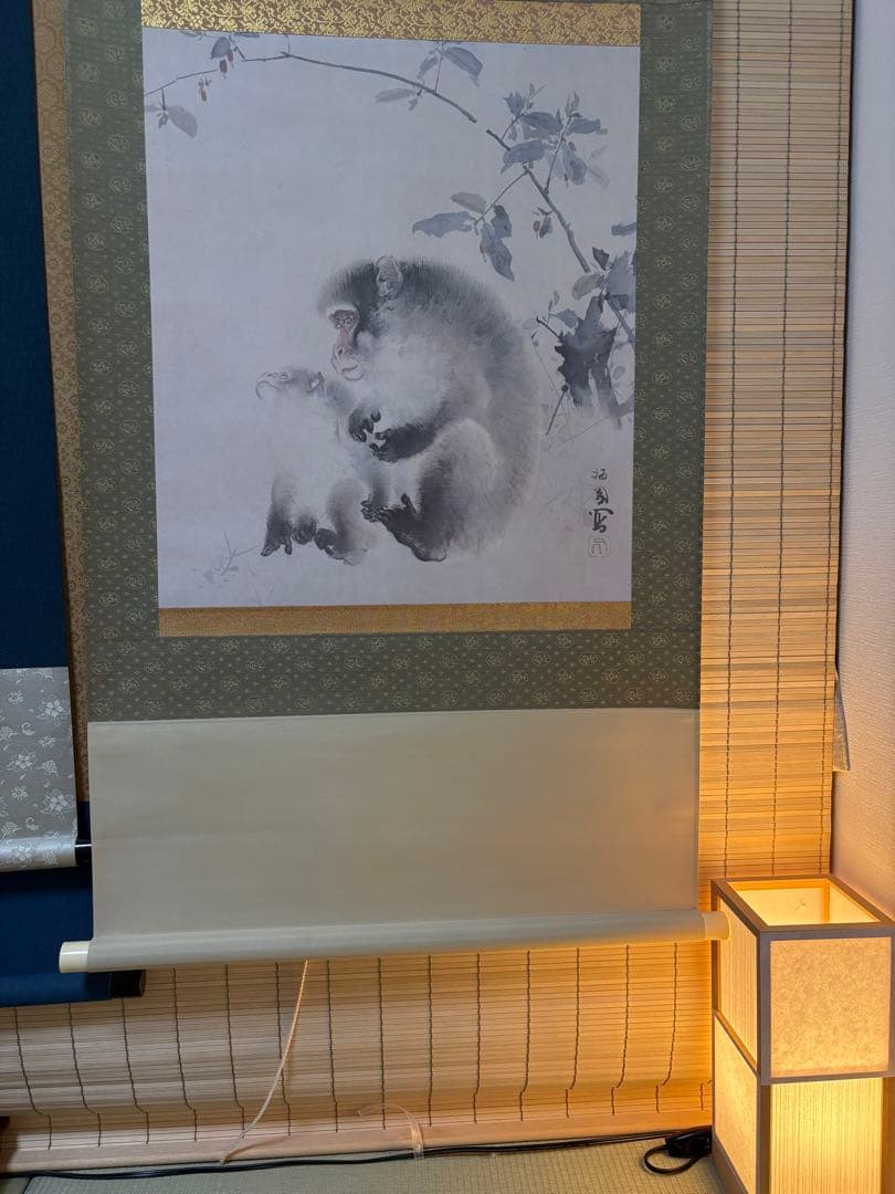 竹内栖鳳　猿之図　共箱　掛け軸 美品 掛け軸 竹内栖鳳筆 猿図 印刷 サンフランシスコ・アジア美術館