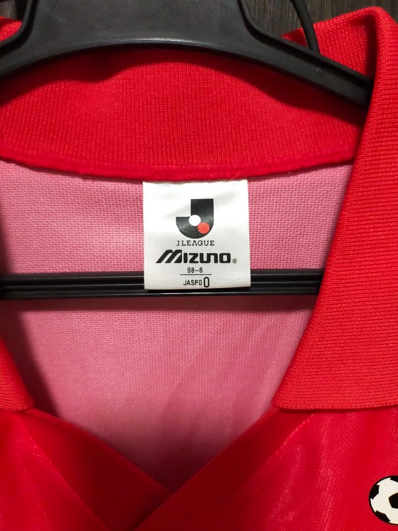 ゲーリー・リネカー サイン入り 着用ユニフォーム - メルカリ