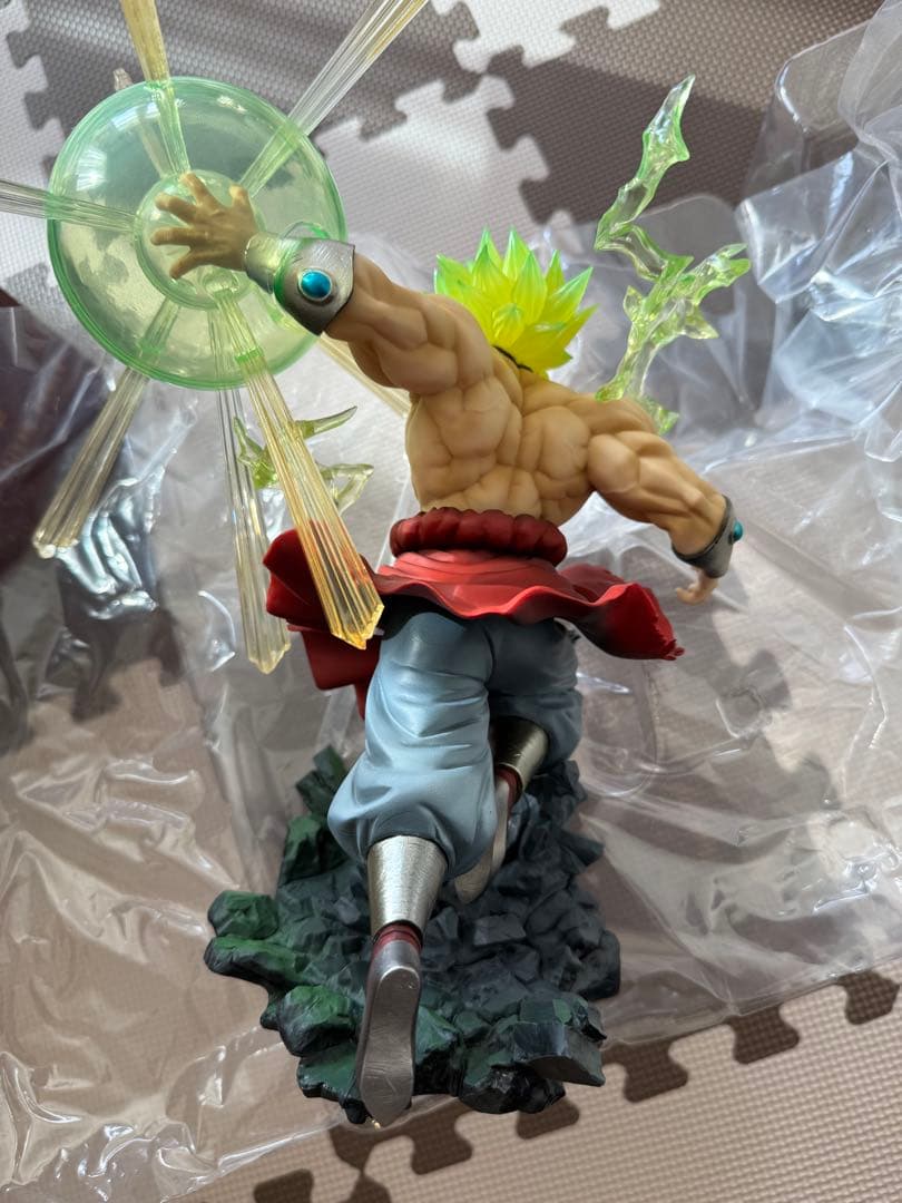 フィギュアーツZERO ドラゴンボールZ ーパーサイヤ人ブロリー -烈戦-
