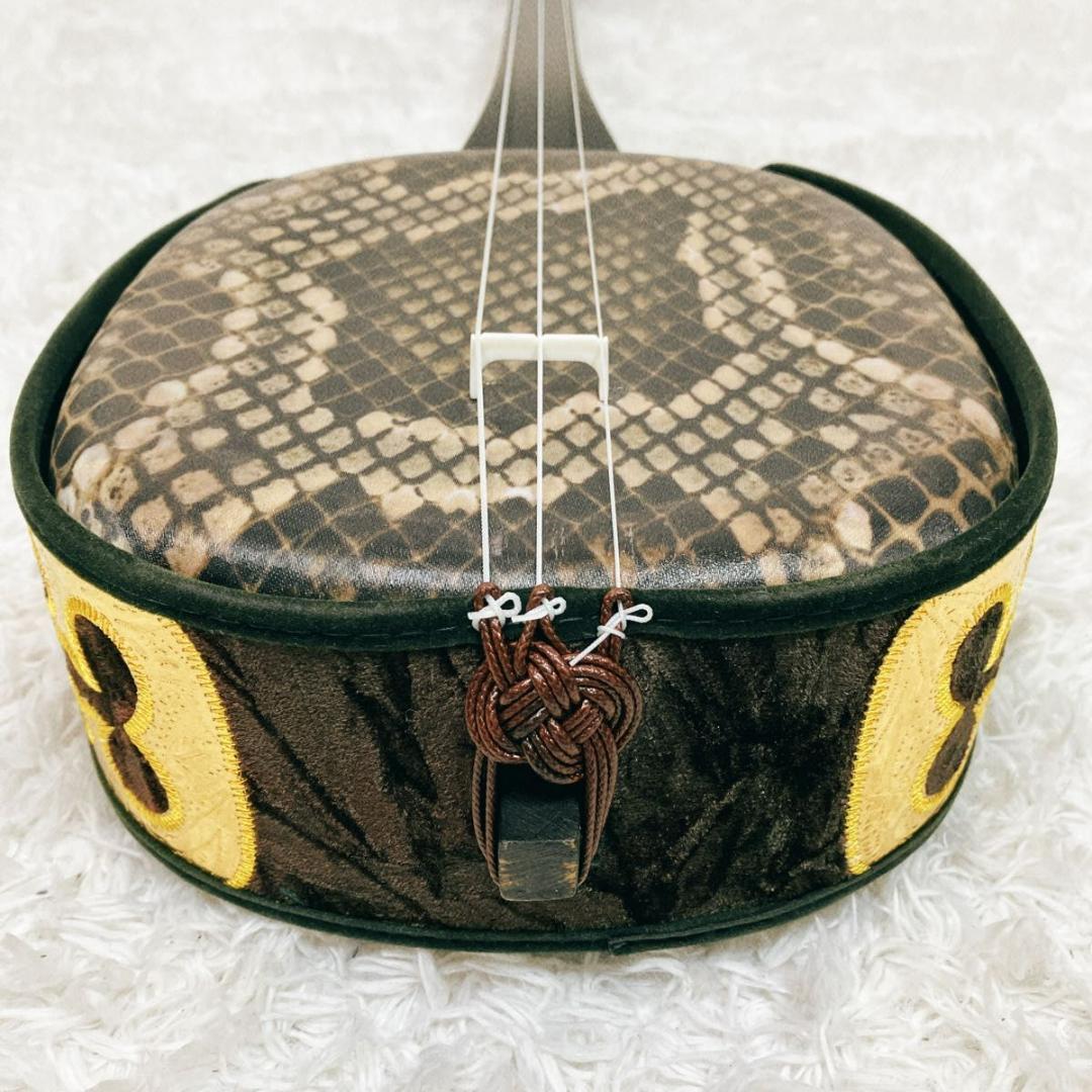 美品】沖縄三線 ソフトケース付き 入門者向け 弦楽器 和楽器 人工革 蛇