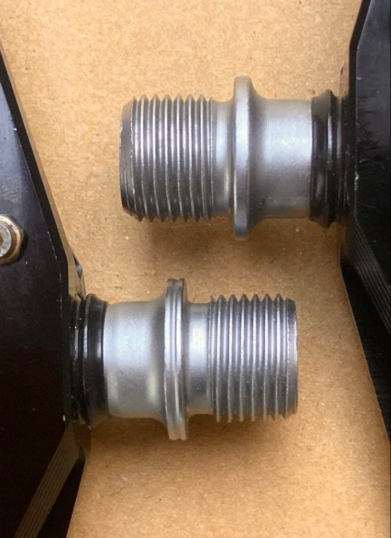 DMR VAULT フラットペダル / グロス ブラック - メルカリ