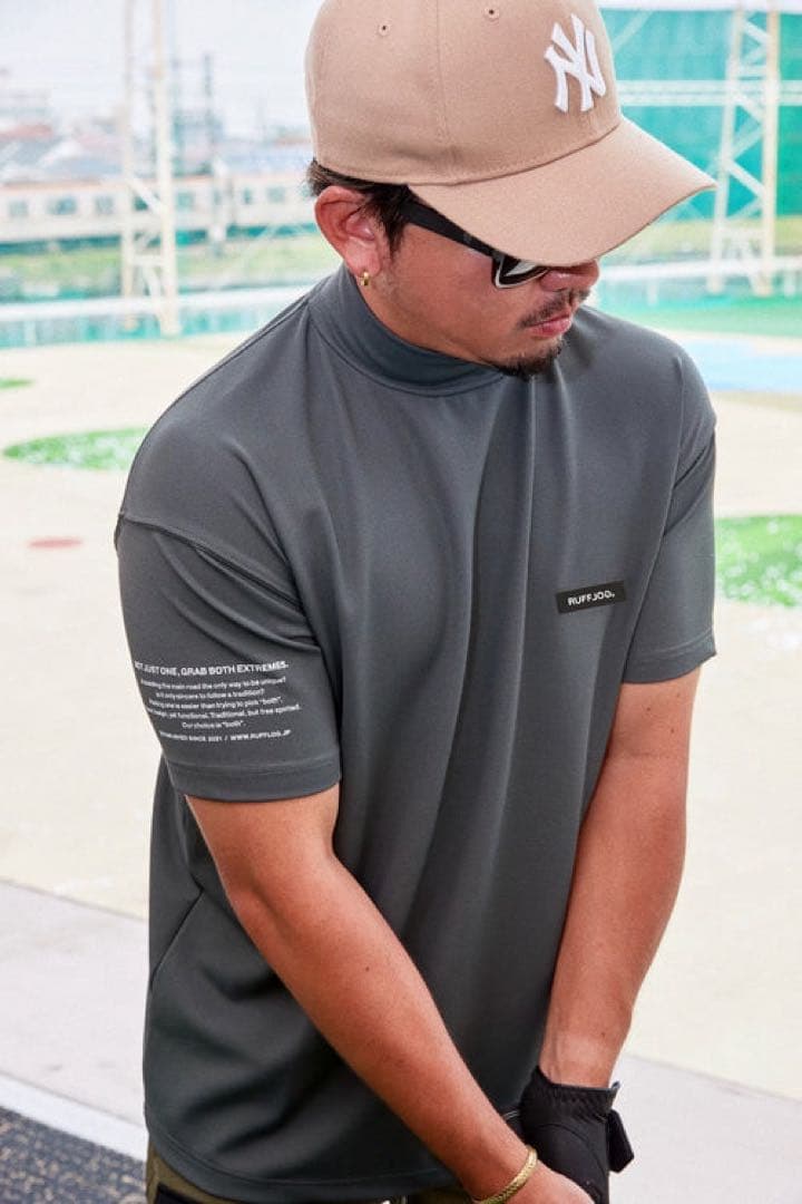 RUFFLOG VERTICAL MOCK NECK SHIRTS PANTS