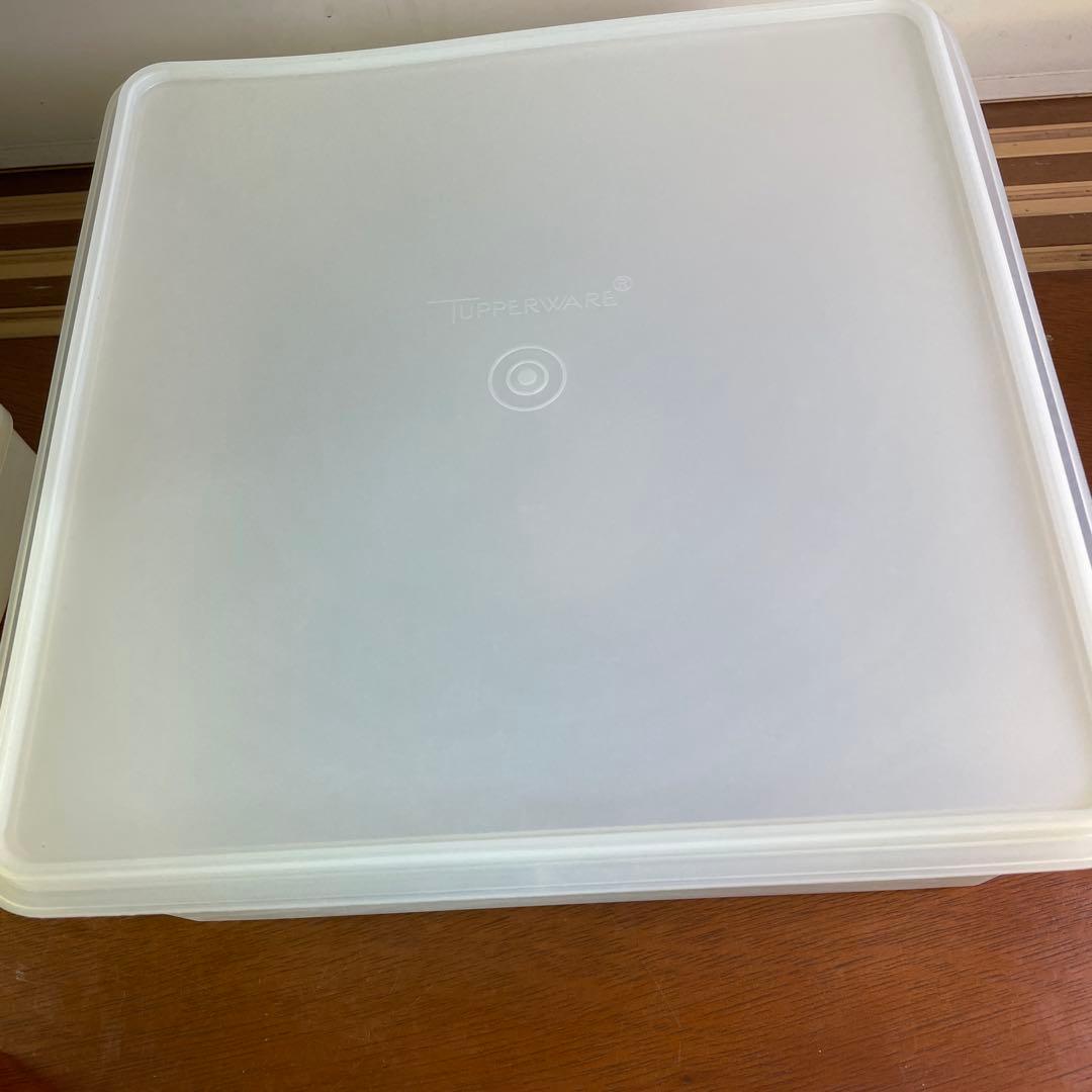 x_x様専用 Tupperware タッパーウェア おまけでもう一個 - メルカリ