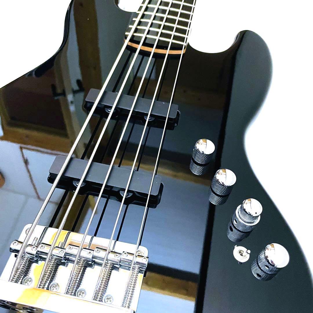 Squier PR839 5弦ベース エレキベース スクワイヤー - メルカリ