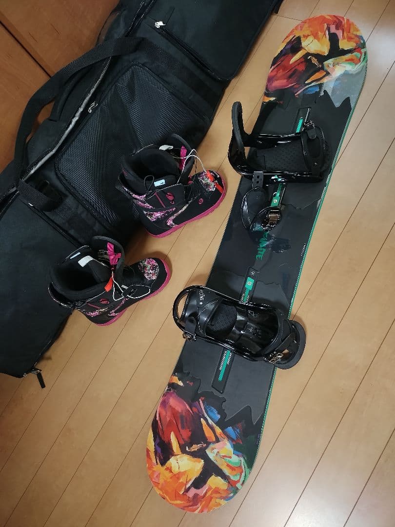 BURTON　スノーボード板　ブーツ　ビンディング　ケース　セット BURTON（バートン） スノーボード - ビンディング - ブーツ 3点セット