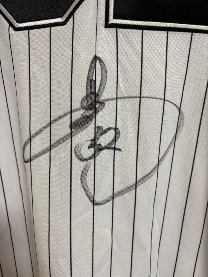 千葉ロッテ 益田直也投手52 サイン入りユニフォーム Lサイズ