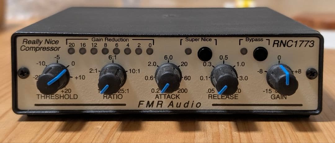 （1.31までの出品）FMR Audio RNC1773 コンプレッサー FMR AUDIO 世代を超えたアナログサウンドの魅力』</br>File 01:RNC1773