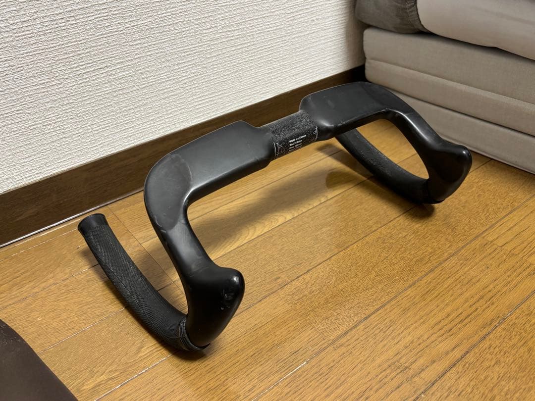 トラック用カーボンハンドル　ピスト　330mm トラック用カーボンハンドル ピスト 330mm