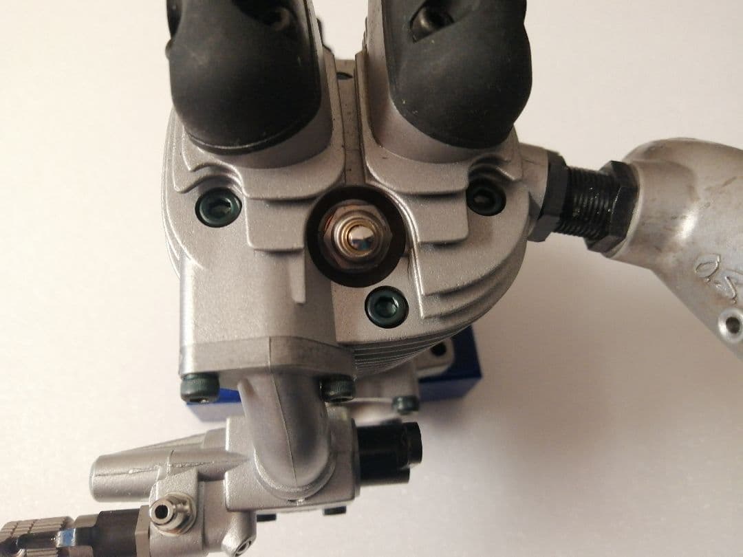 FS-62V OSのラジコン飛行機用4サイクルエンジン 中古美品 FS-62V OSの