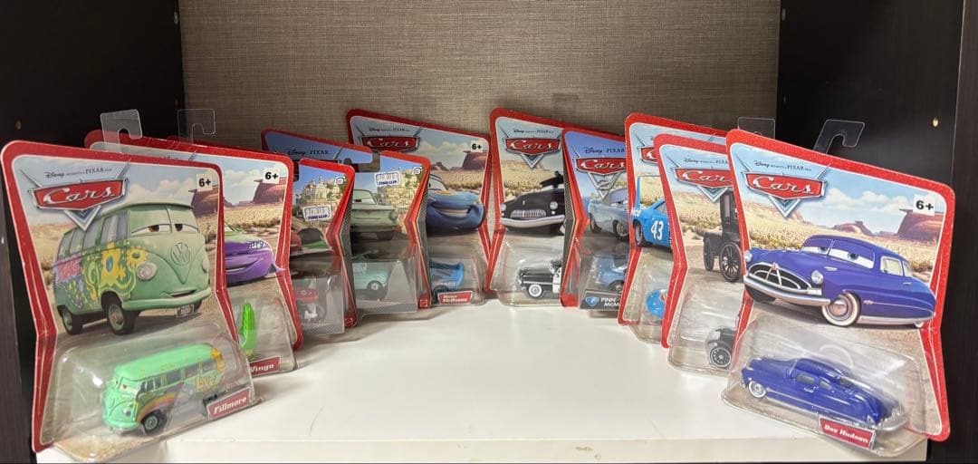 ディズニー・ピクサー カーズ ミニカー10台セット Disney Pixar Cars ディズニー ピクサー カーズ ミニレーサー 10台