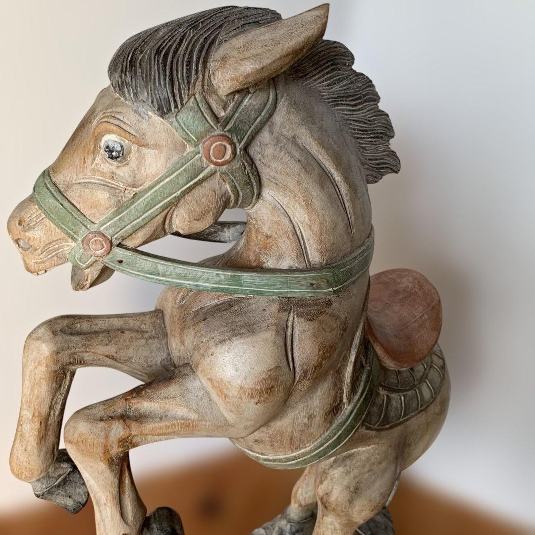 木製馬の彫刻 立ち上がりデザイン 高さ 約64cm シャビー オブジェ 店舗什器