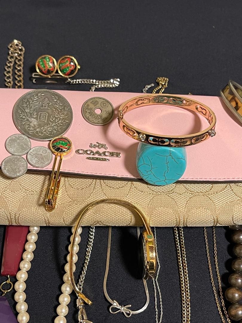 遺品整理アクセサリーセット（グッチ財布ブレスレットネックレス時計