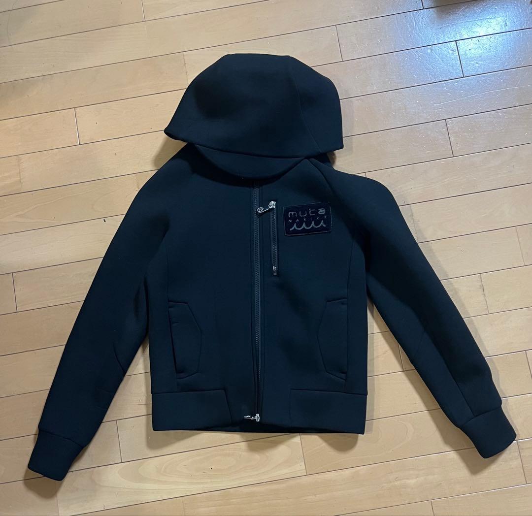 muta MARINE ムータマリン ボンディングパーカー 濃紺色 美品 - メルカリ