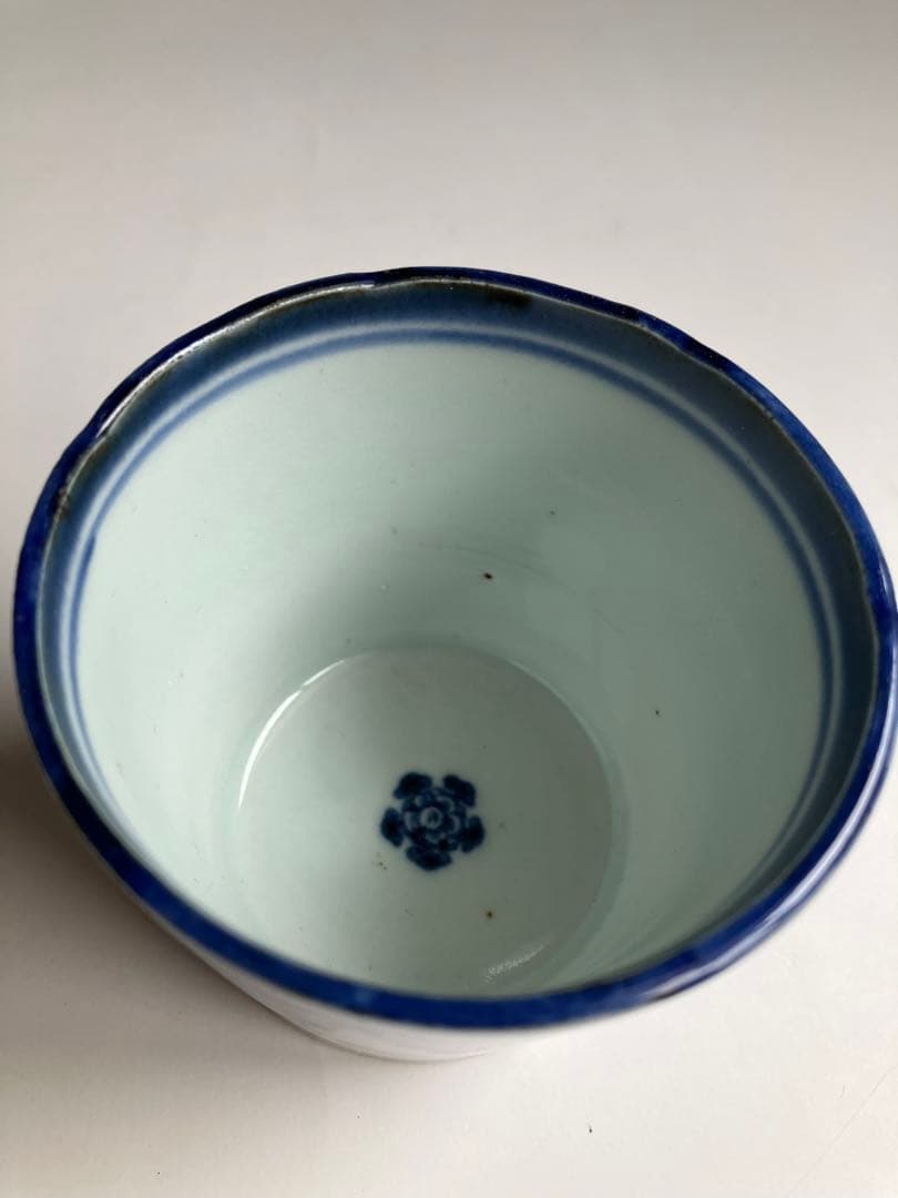 江戸中期頃 古伊万里 瓔珞紋 蕎麦猪口 渦巻紋 骨董 アンティーク 酒器