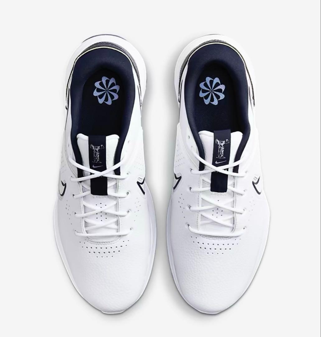 値下げ 新品未使用 30.0cm ナイキ ビクトリー プロ 3