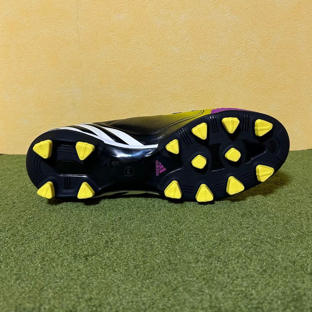 新品 サッカースパイク アディダス プレデター アブソリオン HG 26.5cm