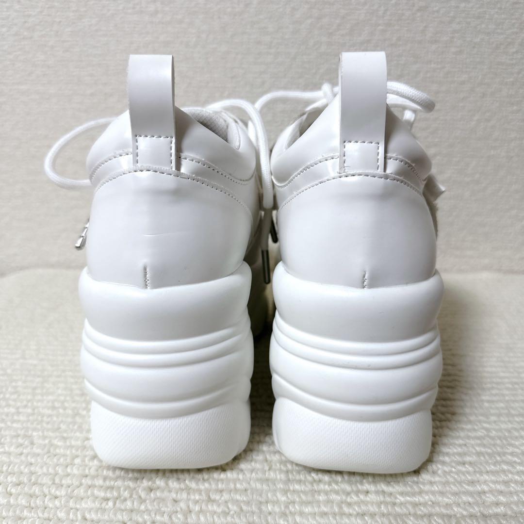 極美品】ミシェルマカロン ビジューベルト 厚底スニーカー ホワイト