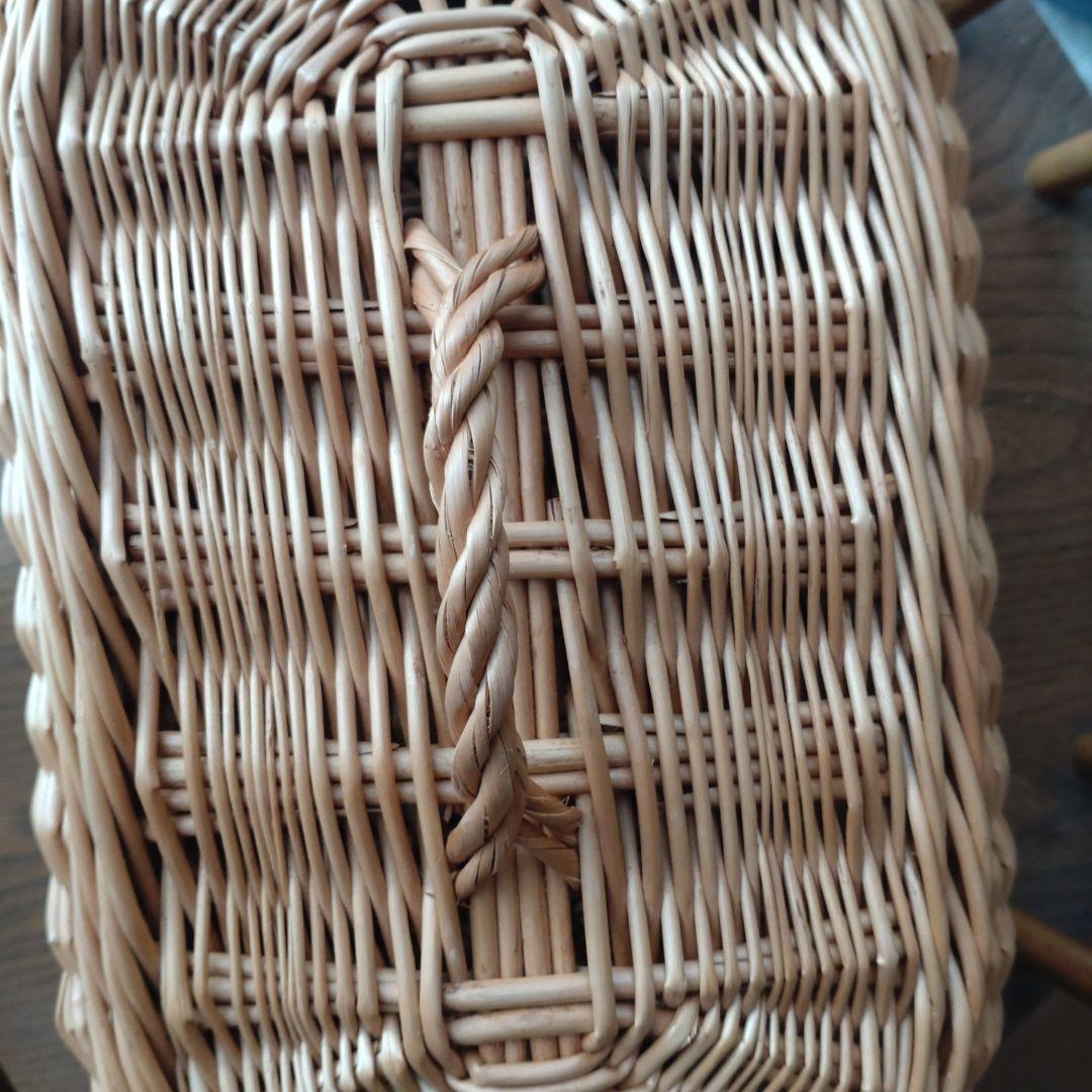 ラトビア ブレッドバスケットカゴアミドリ ラトビア ブレッドバスケット