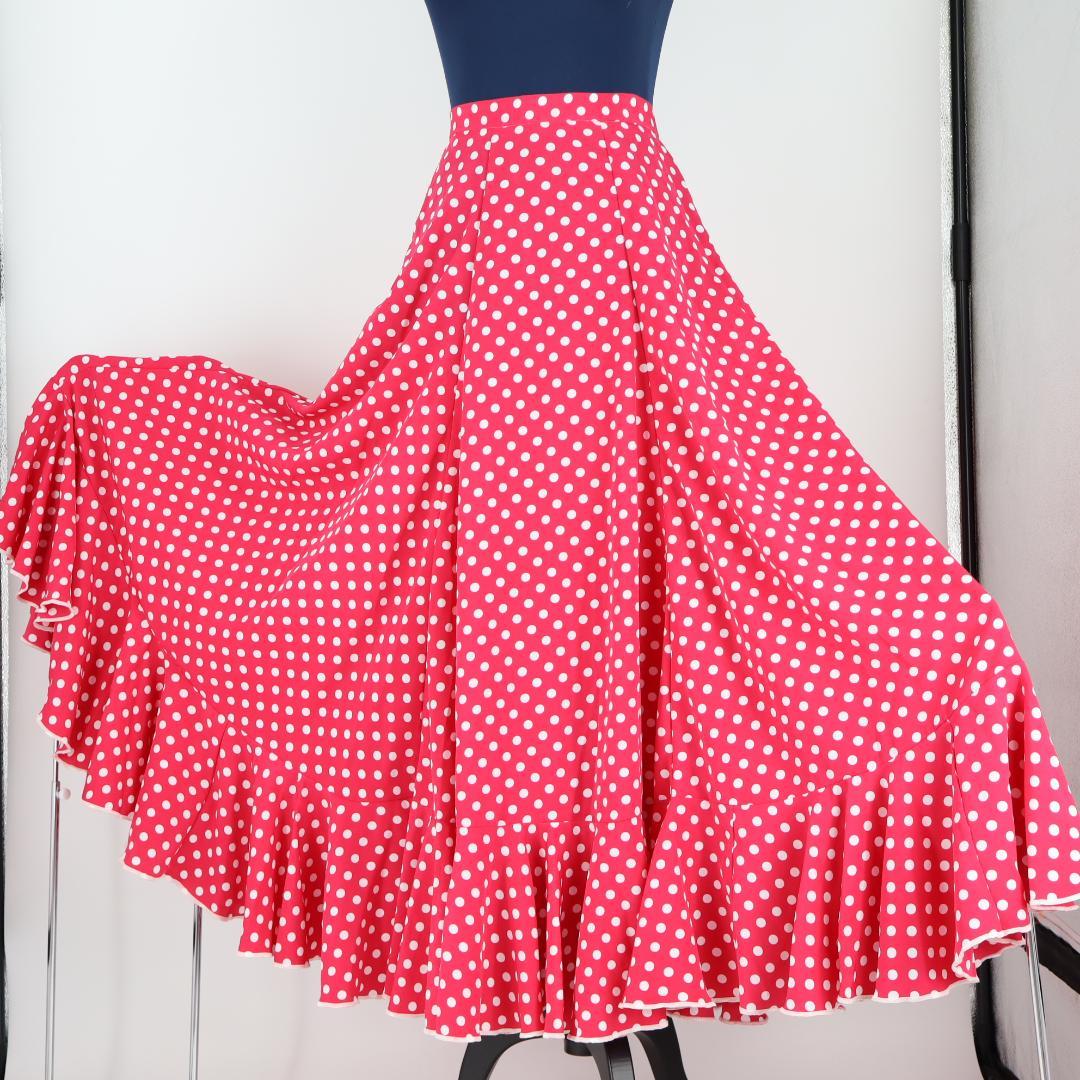 美品 フラメンコ衣装】鮮やかピンク×水玉 ファルダ 大きく広がる裾