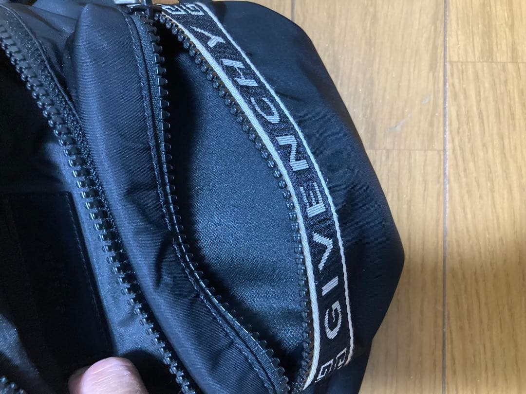 気まぐれ値下げ 超美品 GIVENCHY ウエストバッグ ウエストポーチ