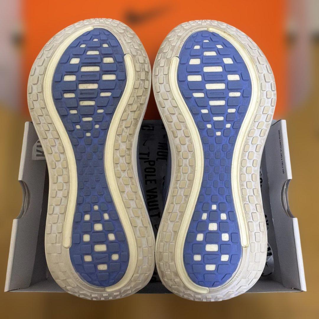 Nike Vomero Plus ボメロプラス　24.5cm US7.5