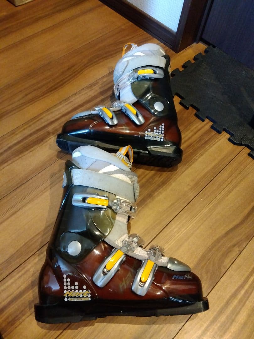 ハイブランド✨️ATOMIC/レディース用/スキーセット/メンテ・WAX済み