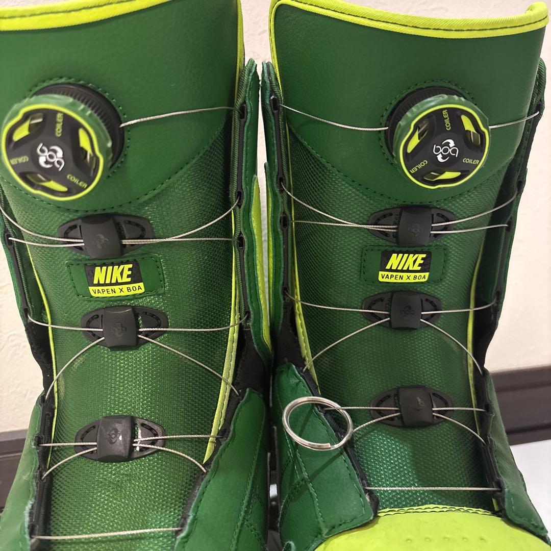 Nike スノーボードブーツ グリーン/イエロー