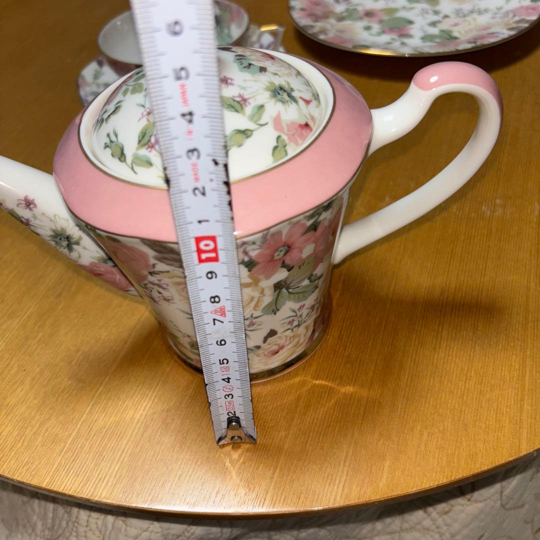 日本製MARUI花柄食器セット ティーポット付き 日本製MARUI花柄食器