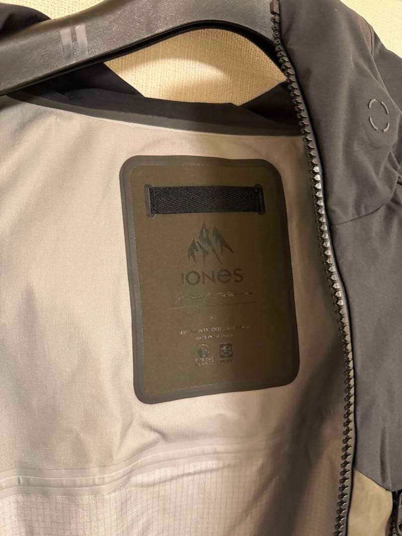 JONES スノーボードウェア M GORE-TEX Pro BC 1回使用