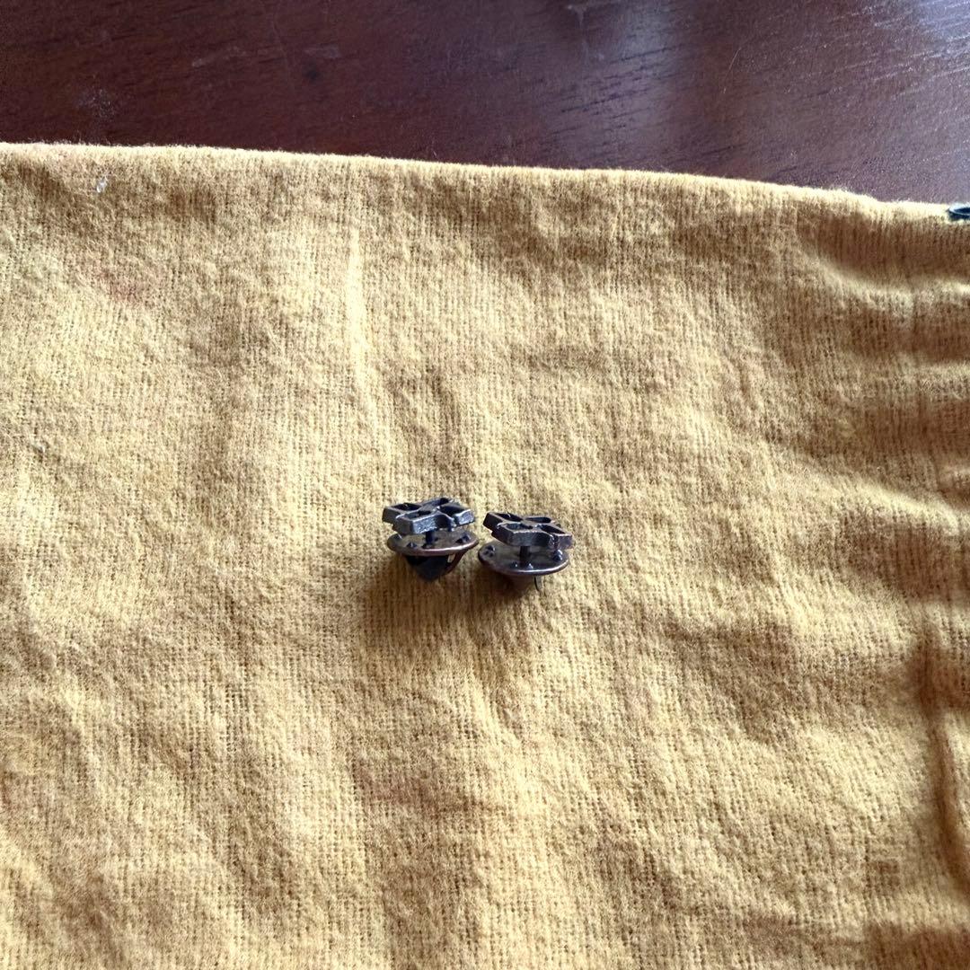 TAGLIATORE ブロンズ ラペルピン 1cm 小サイズ