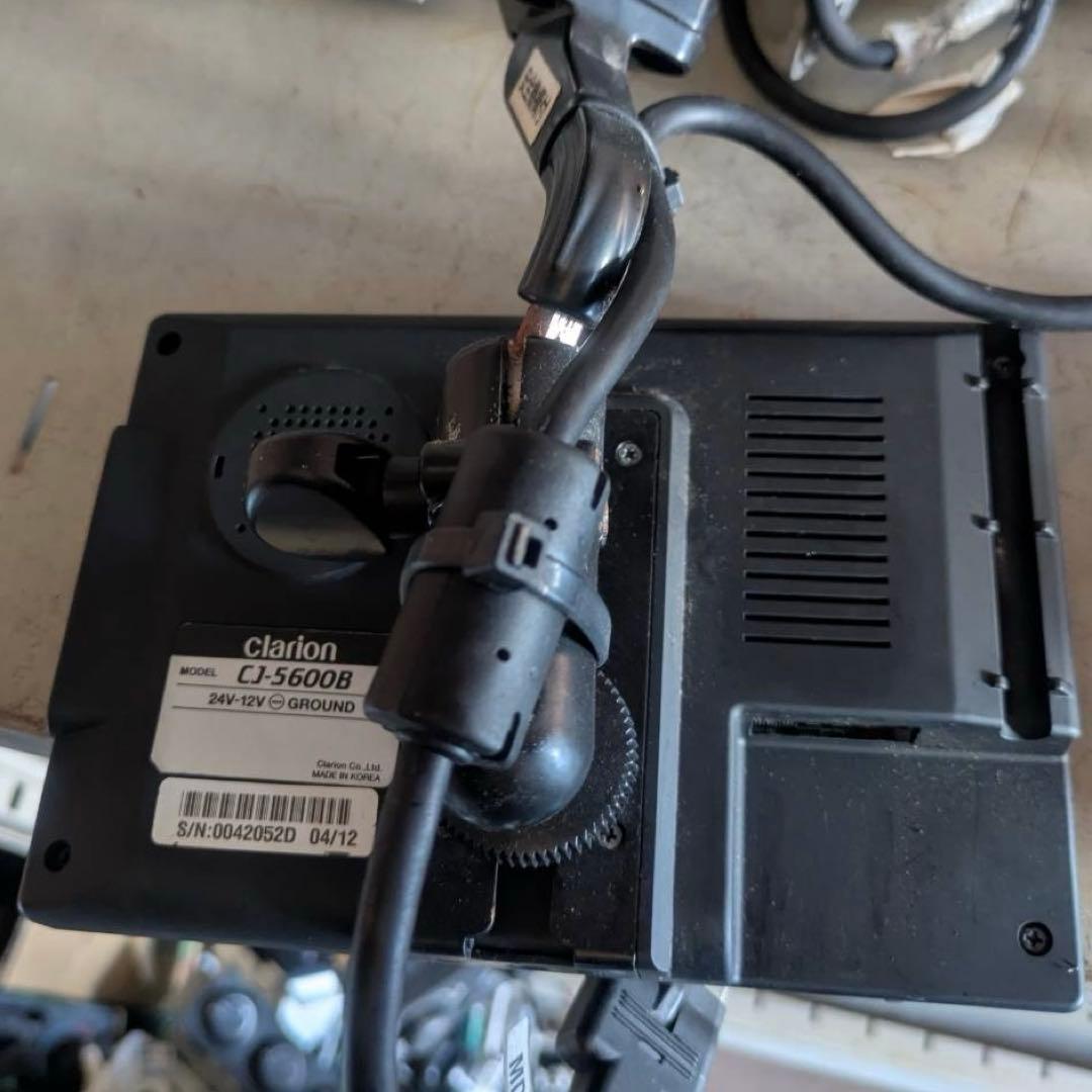 クラリオンclarion バックカメラのモニター CJ-5600 42052D 特別