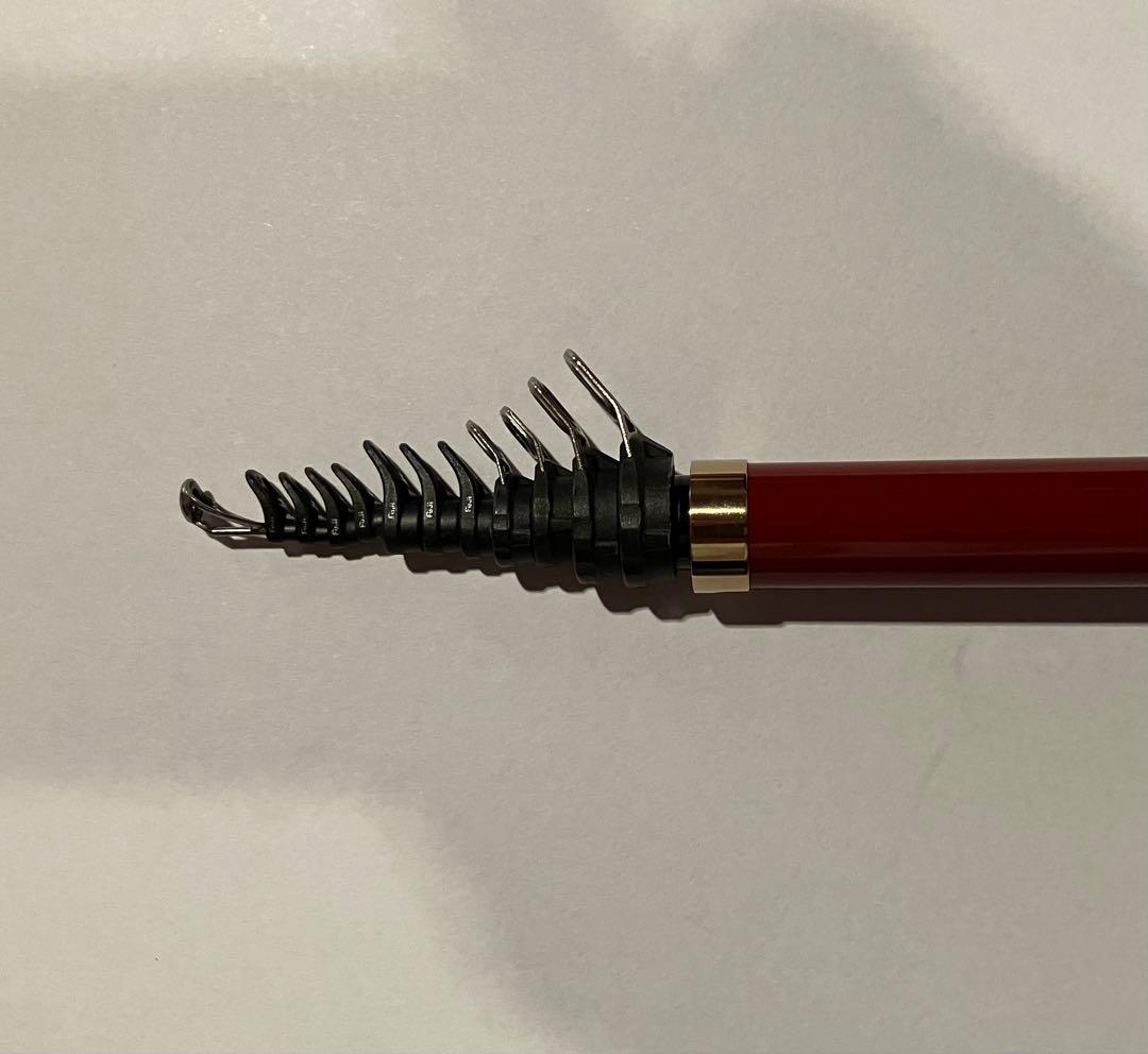 がまかつ ／がま磯 アルデナ 0号 5.3m／化粧箱あり