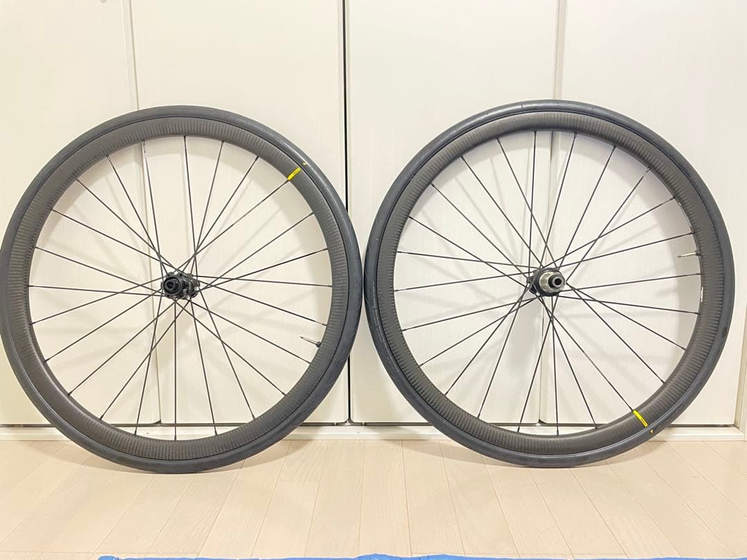 マビック Mavic KSYRIUM PRO CARBON UST DISC Mavic Ksyrium Pro Carbon UST Disc Wheelset at BikeTiresDirect