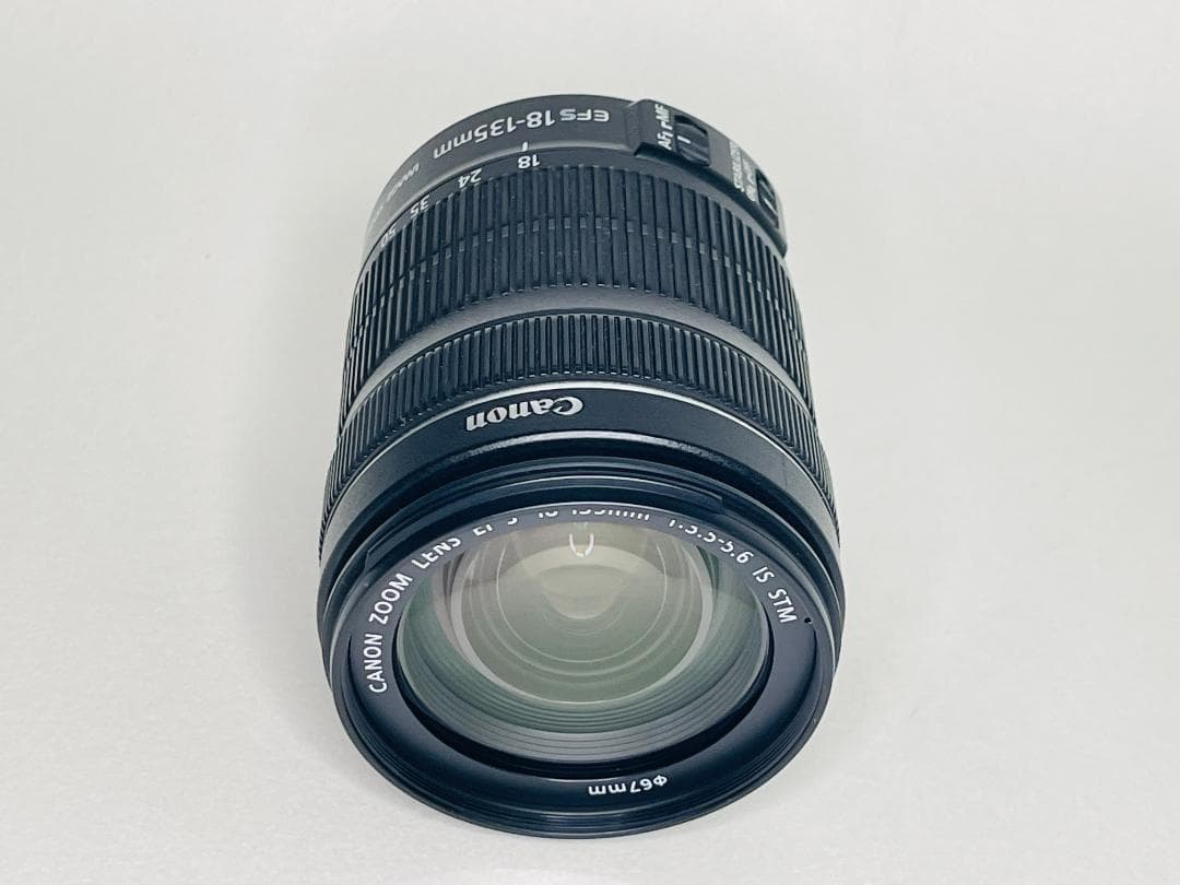 Canon キヤノン EF-S 18-135mm F3.5-5.6 IS STM