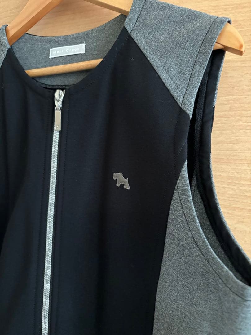 最終お値下げ新品 Heal Creek ノースリーブジップアップワンピース