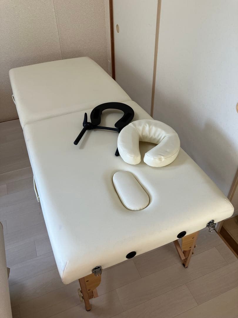 SEVEN BEAUTY 折りたたみ マッサージベッド SEVEN BEAUTY(セブンビューティー) 折りたたみ マッサージベッド V-004