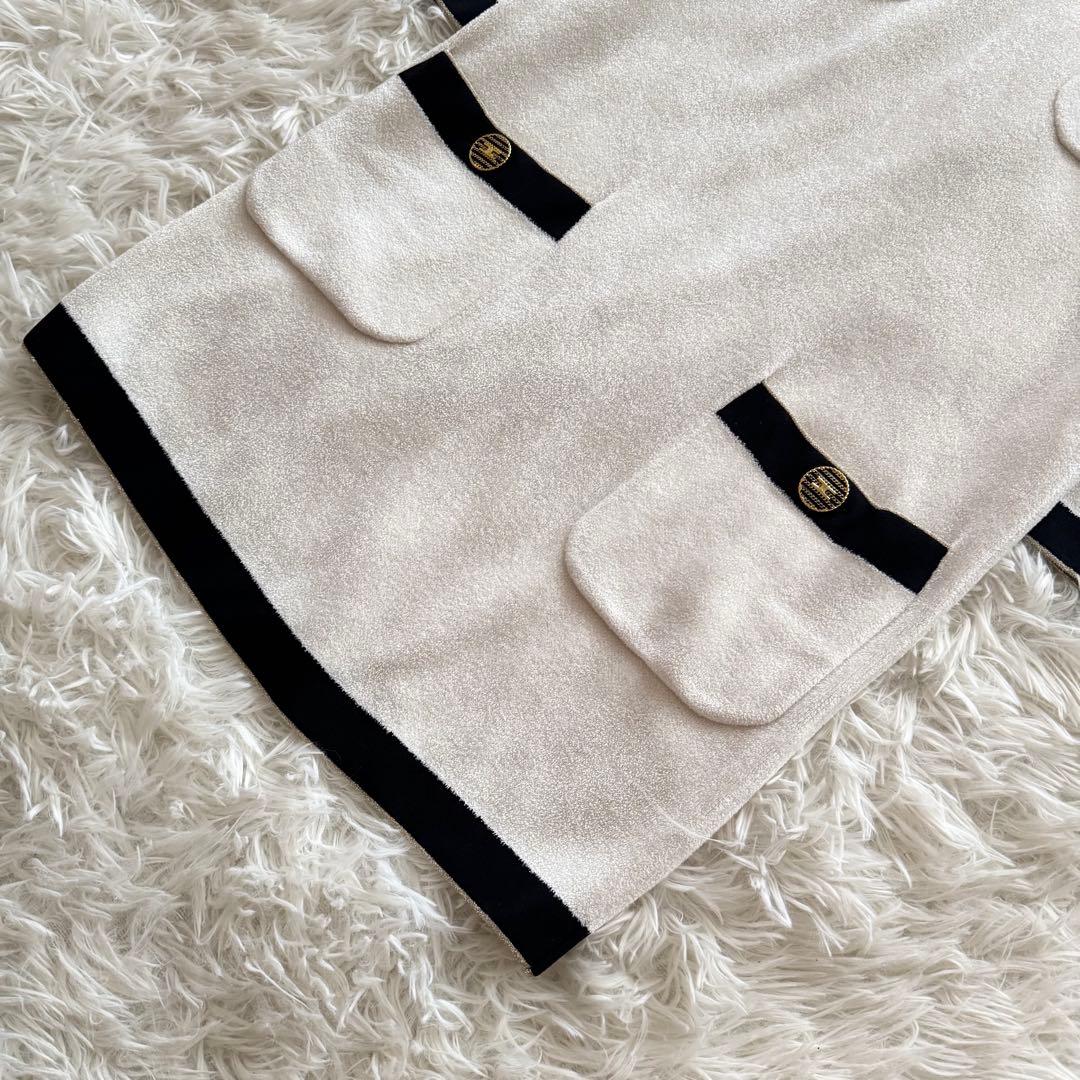 エリザベッタフランキ】ワンピース ロゴボタン 金ボタン バイカラー 白