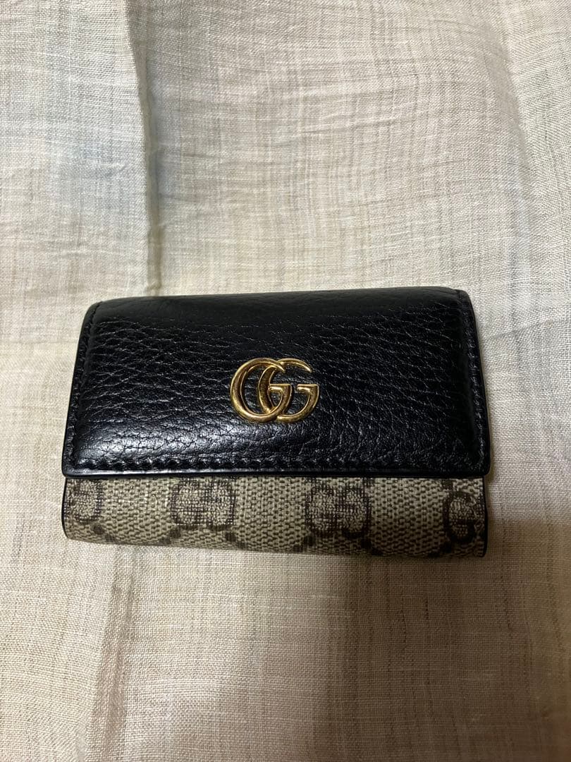 GUCCI☆GGマーモント6連キーケース　美品 楽天市場】【10%OFF】 グッチ キーケース 6連 GGマーモント ダブルG