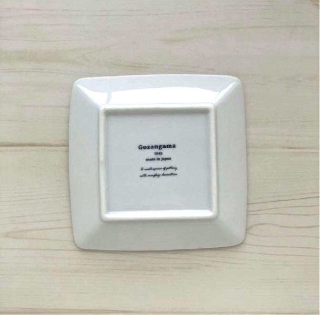 新品　美濃焼　Orie 〜ボタニカルと猫〜　12.2cm　プレート　ねこ　ネコ