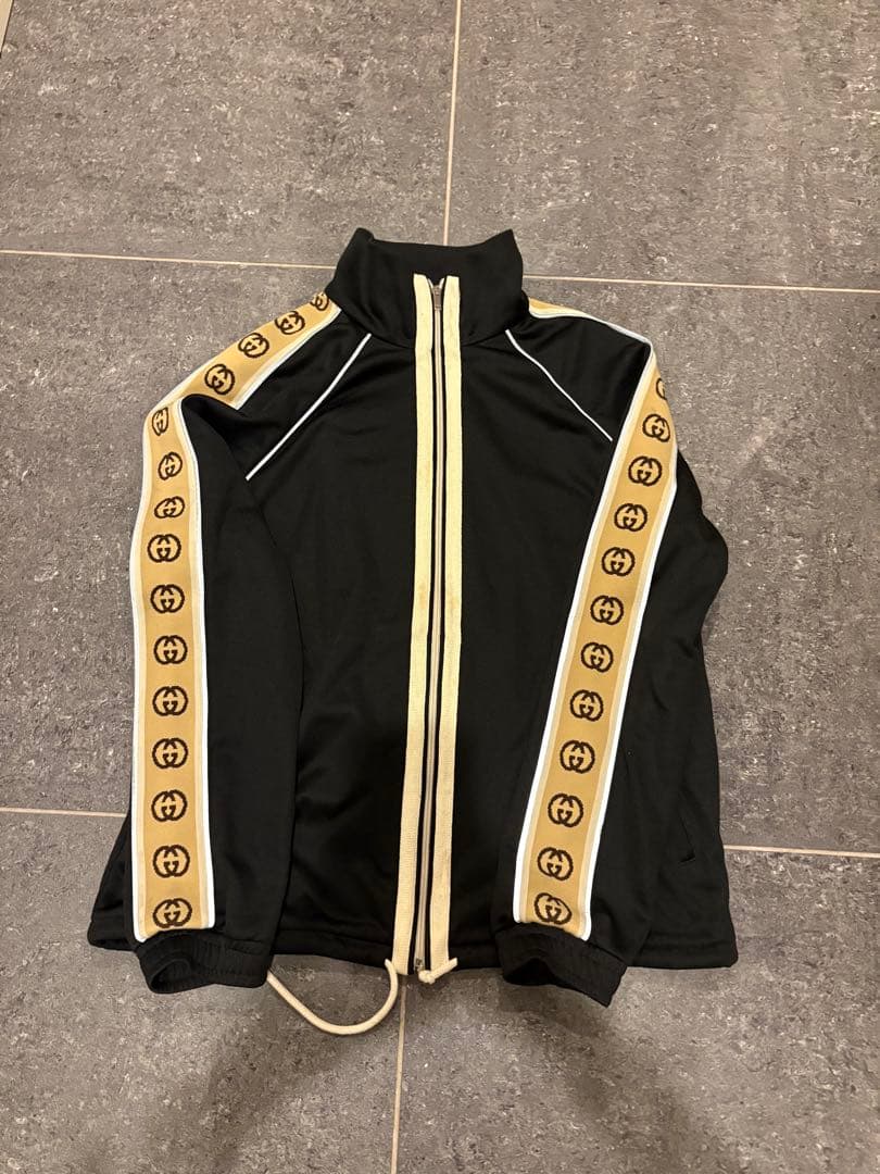 GUCCI GGテープ トラックジャケット 黒 M テクニカルジャージ - メルカリ