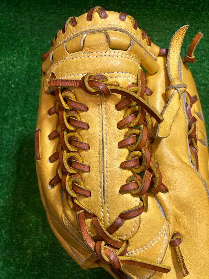 即戦力品】ウィルソン スタッフ 一般硬式用 内野手用 グラブ ラベル