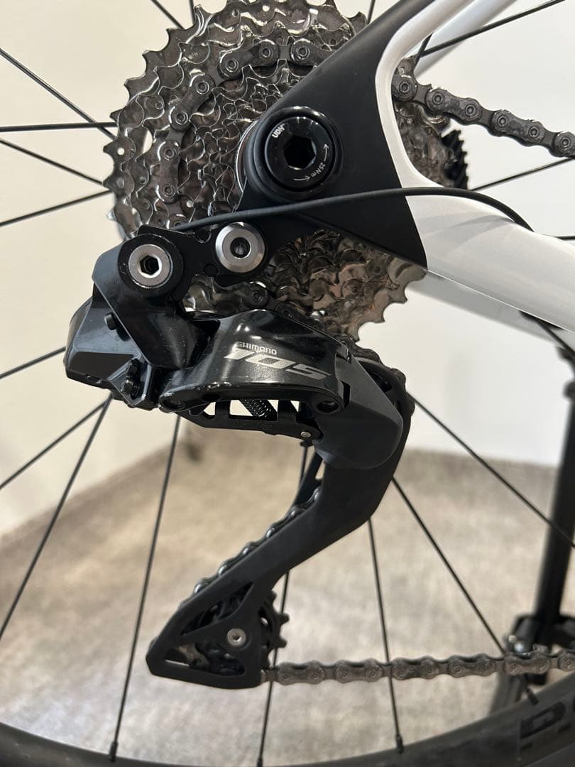 TREK madone gen8 sl5 105di2(r7120)化 Mサイズ - メルカリ