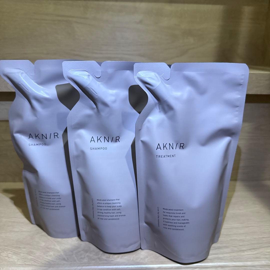 AKNIR シャンプー トリートメント セット Amazon | AKNIR アクニー 【濃密薬用処方】 ヘア シャンプー