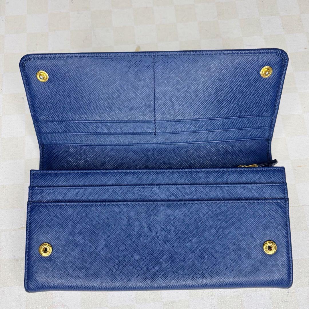 極美品 PRADA プラダ 長財布 二つ折り M68 PRADA プラダ 二つ折り財布