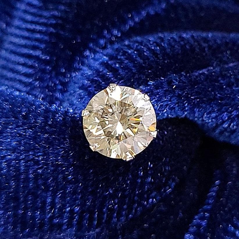 大人のオシャレ! 0.5ct ダイヤモンド PT 一粒 6本爪 片耳 ピアス