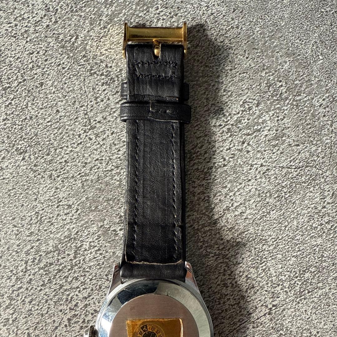 モバード17Jewels手巻き クリームカラー文字盤 箱とタグ付き