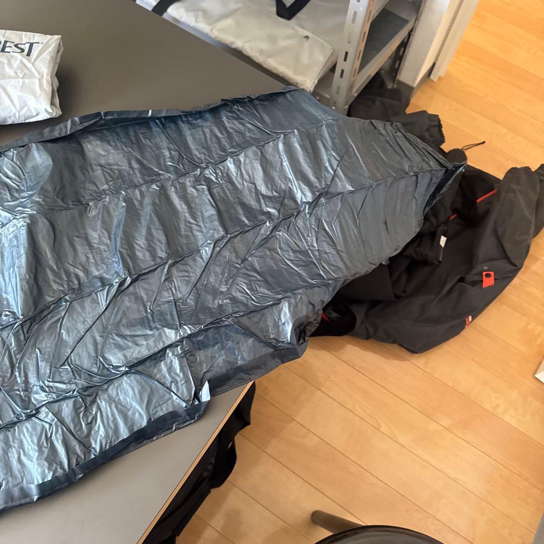 サーマレスト NEOAIR UBERLITE レギュラーサイズ ポンプサック付き