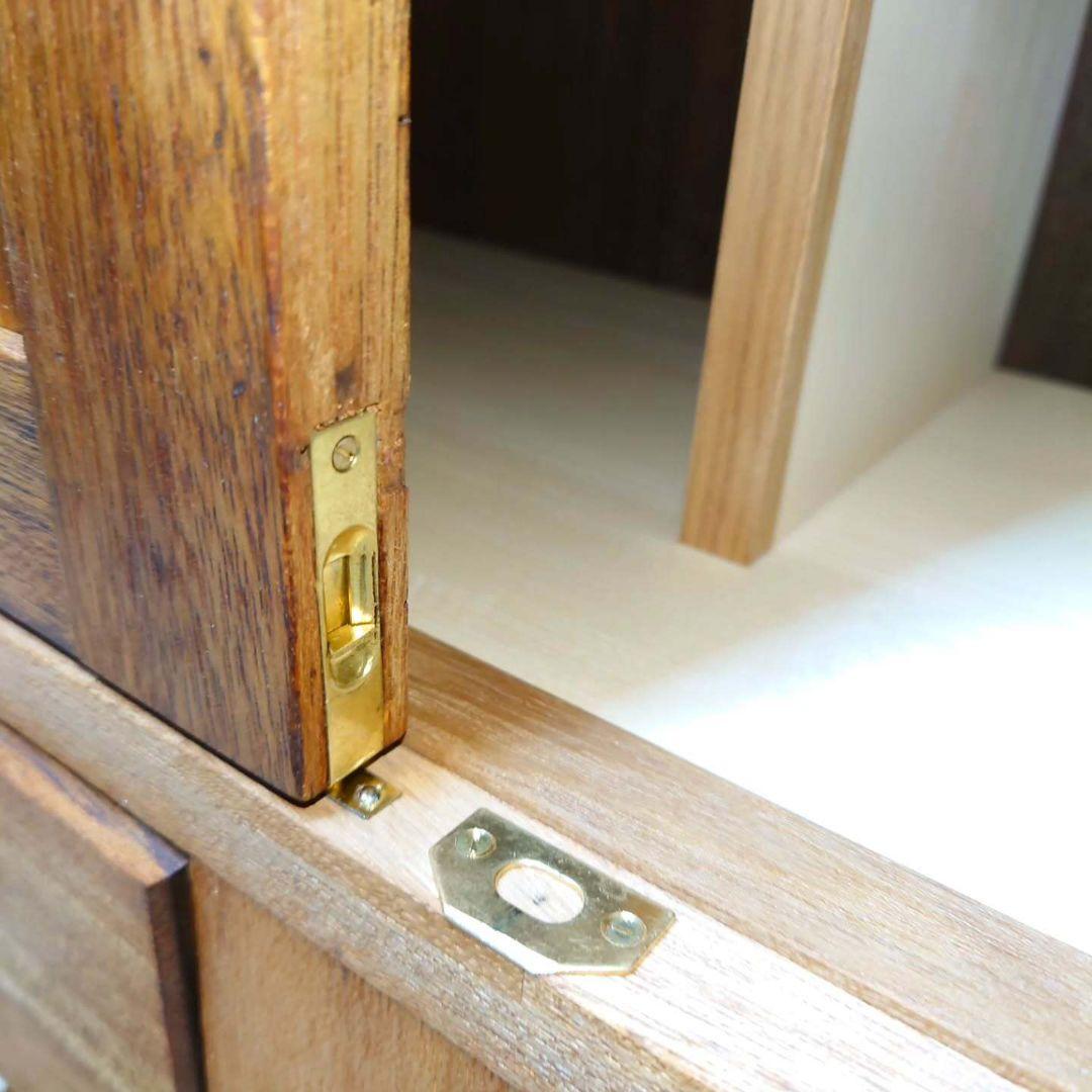 ラワンの収納棚《リペア済》