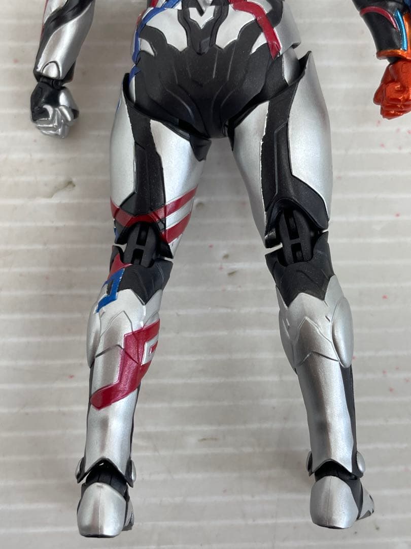 kntoy62-0493 S.H.Figuarts ウルトラマンブレーザー